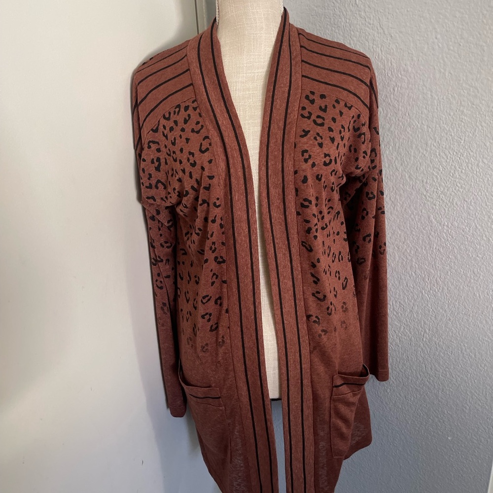 Bobeau Rust Brown Leopard-Print Open Front Cardigan
